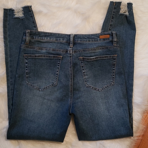 Distressed cuff ankle Skinny Jeans size 9 - Picture 4 of 6
